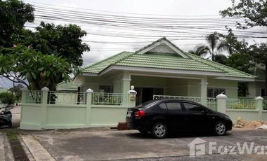 À vendre et à louer 3 chambres maison à Bang Lamung, Chonburi