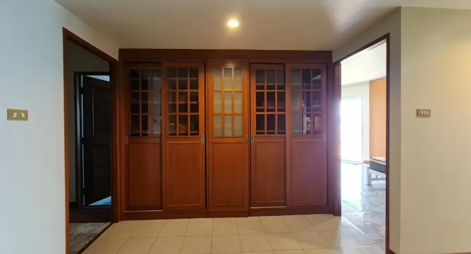 For sale 2 bedrooms condo in Cha Am, Phetchaburi