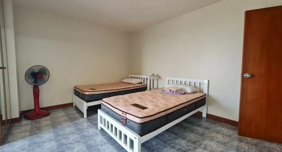 For sale 2 bedrooms condo in Cha Am, Phetchaburi