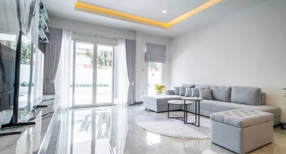 For sale 5 ベッドルーム house in Bang Lamung, Chonburi
