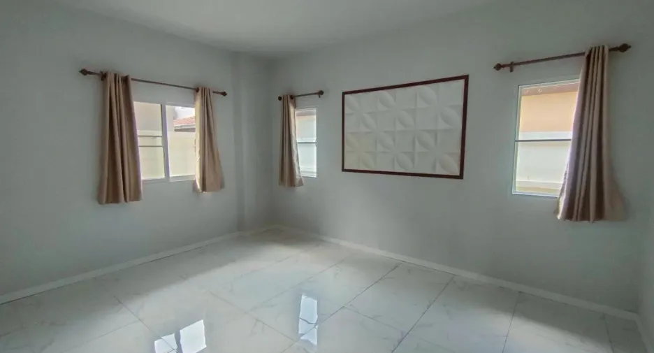 À vendre 3 chambres maison à Mueang Ratchaburi, Ratchaburi