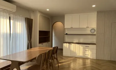 Casa en alquiler de 4 habitaciones en Mueang Pathum Thani, Pathum Thani