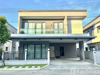 出租 4 卧室 独立屋 在 Mueang Pathum Thani, Pathum Thani