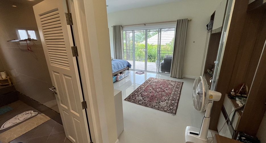 For sale 3 bedrooms house in Hua Hin, Prachuap Khiri Khan