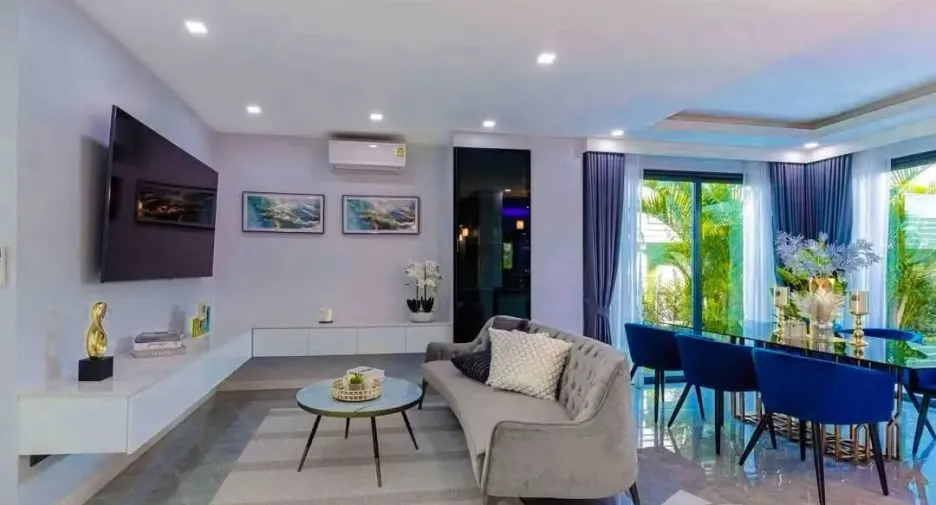 For sale 5 bedrooms villa in Bang Lamung, Chonburi