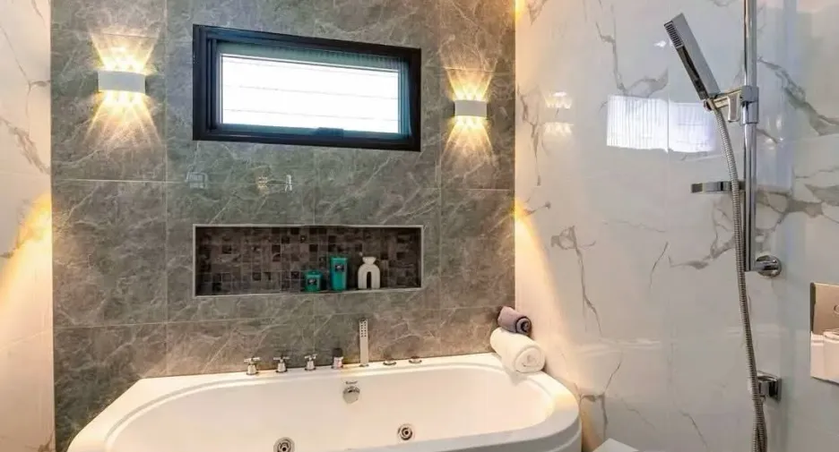 For sale 5 bedrooms villa in Bang Lamung, Chonburi