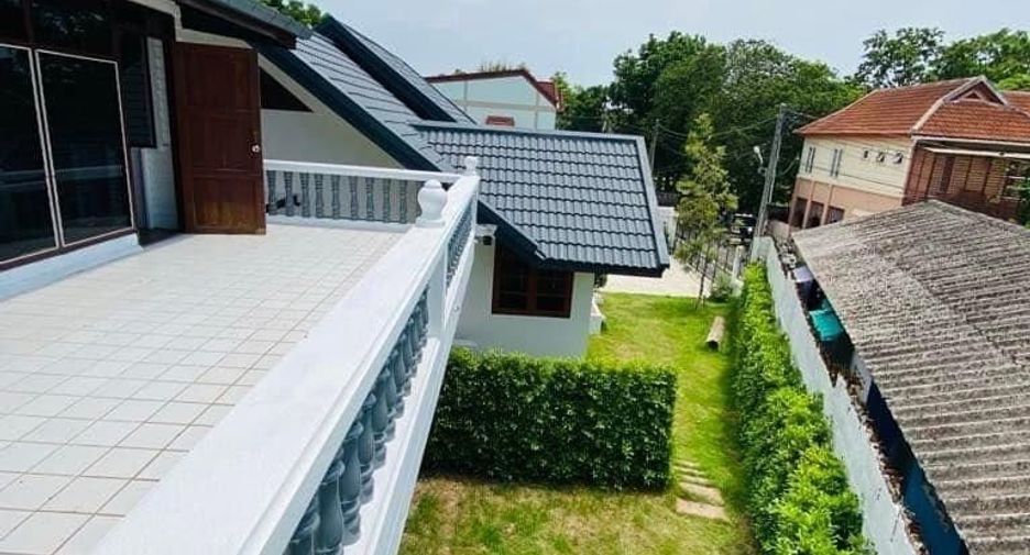 Продажа 2 спальни дом в Si Racha, Чонбури
