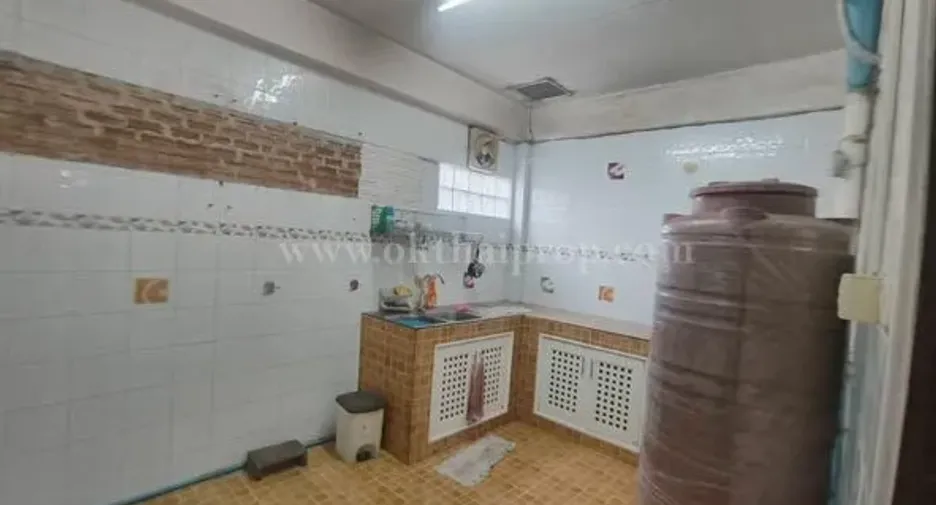 À vendre 3 chambres maison de ville à Phutthamonthon, Nakhon Pathom