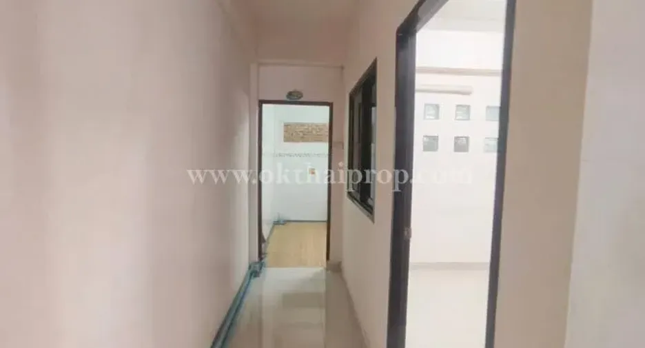 À vendre 3 chambres maison de ville à Phutthamonthon, Nakhon Pathom