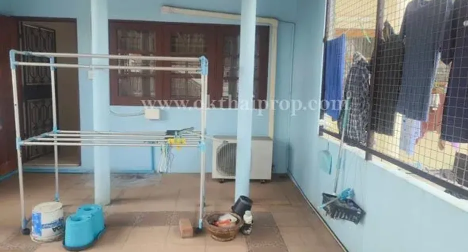 À vendre 3 chambres maison de ville à Phutthamonthon, Nakhon Pathom