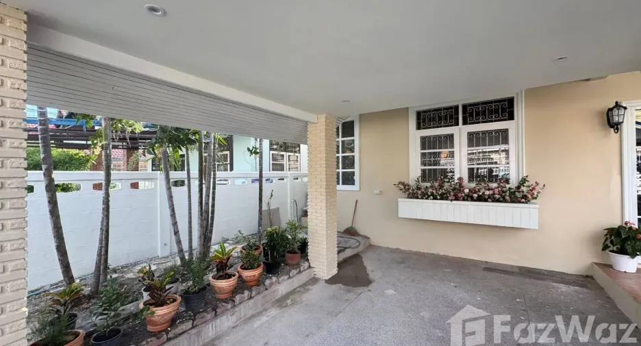 For sale 4 bedrooms house in Bang Lamung, Chonburi