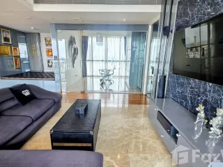 For sale and for rent 3 bedrooms condo in Yan Nawa, Bangkok