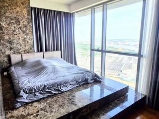 For sale and for rent 3 bedrooms condo in Yan Nawa, Bangkok
