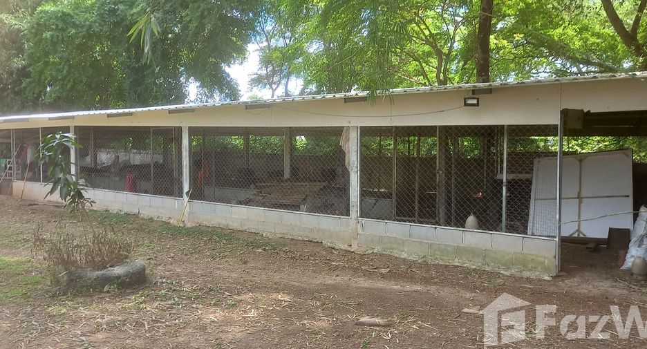 For sale 9 bedrooms house in Kumphawapi, Udon Thani