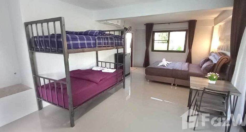 For sale 9 bedrooms house in Kumphawapi, Udon Thani