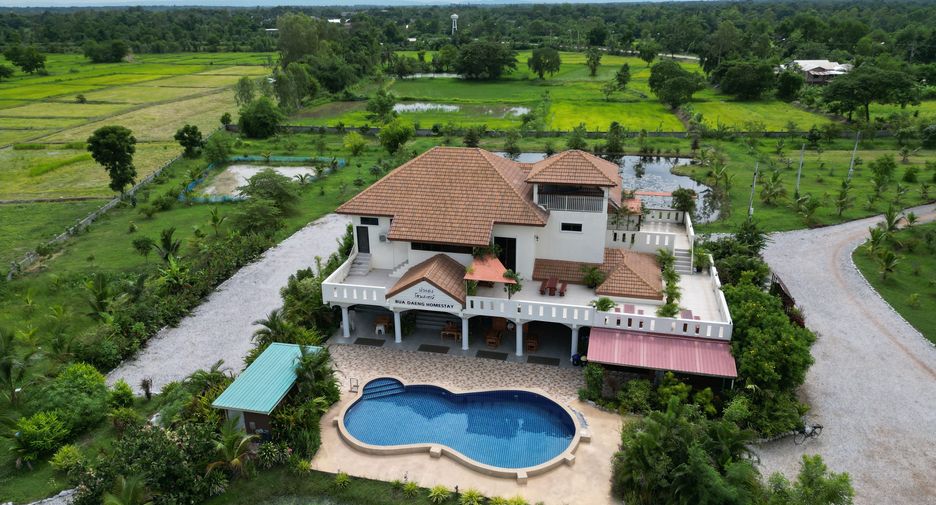 For sale 9 bedrooms house in Kumphawapi, Udon Thani