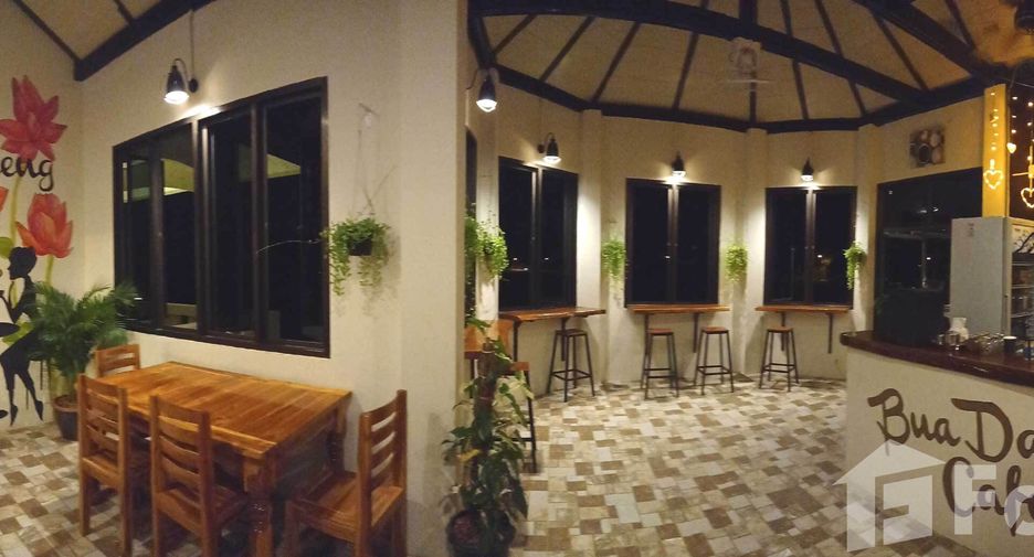 For sale 9 bedrooms house in Kumphawapi, Udon Thani