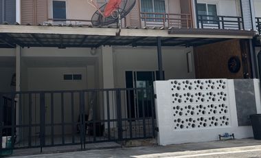 For rent 4 bedrooms townhouse in Thalang, Phuket