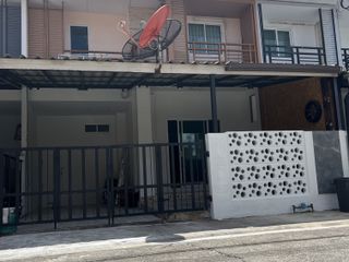 For Rent 4 Bedroom Townhouse In Thalang, Phuket