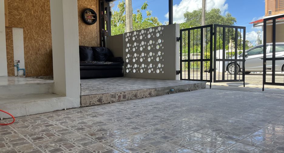 For rent 4 bedrooms townhouse in Thalang, Phuket