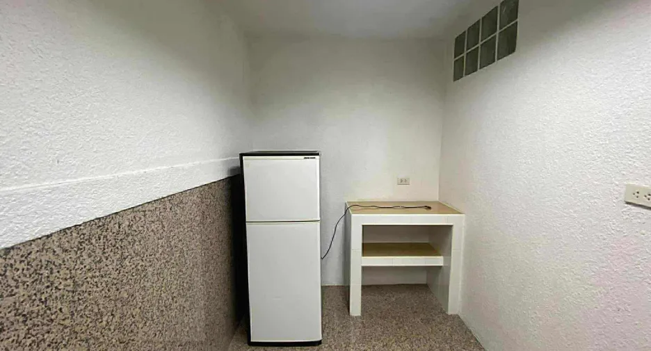 For sale 2 bedrooms townhouse in Bang Lamung, Chonburi