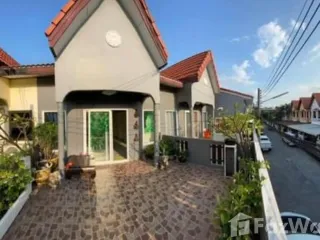 For sale 2 bedrooms townhouse in Bang Lamung, Chonburi