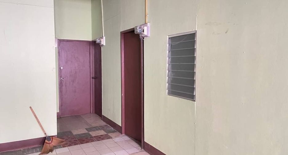 For sale 15 bedrooms retail Space in Bang Lamung, Chonburi