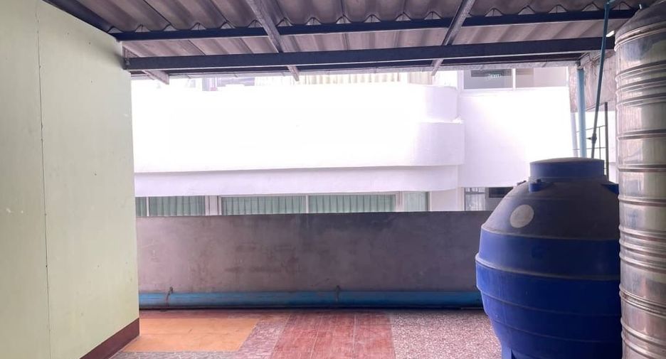 For sale 15 bedrooms retail Space in Bang Lamung, Chonburi