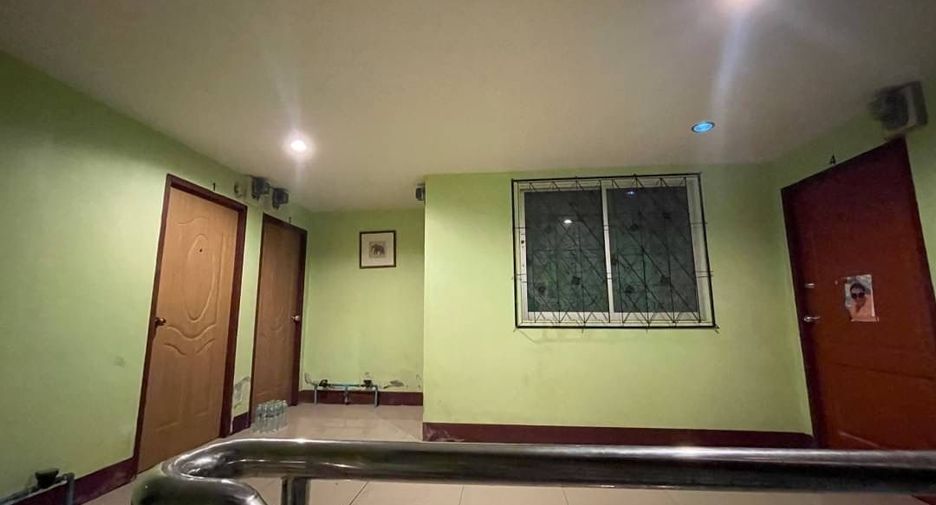 For sale 15 bedrooms retail Space in Bang Lamung, Chonburi