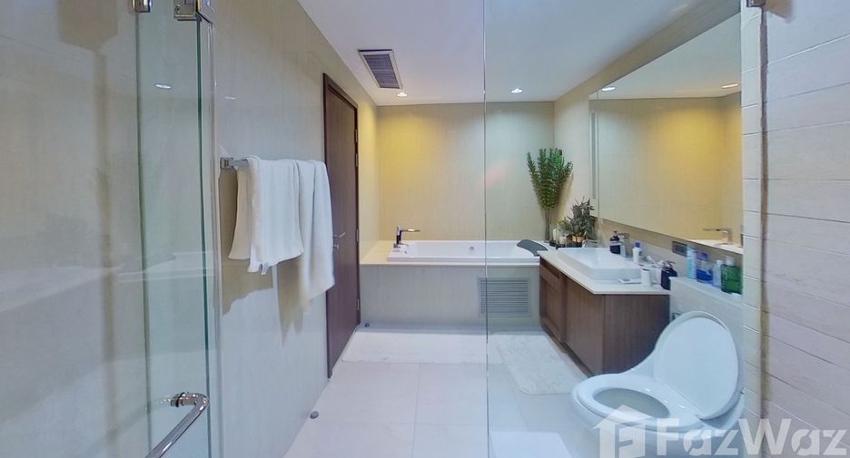 For sale and for rent 2 bedrooms condo in Sathon, Bangkok