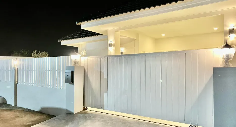 Haus zum Kauf mit 3 Zimmer in Bang Lamung, Chonburi