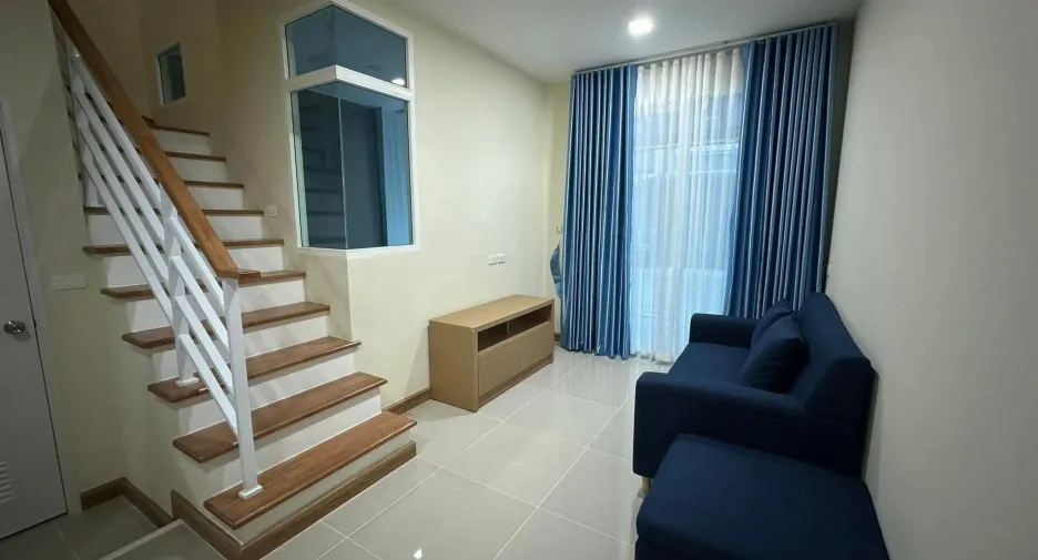 For rent 3 bedrooms townhouse in Mueang Khon Kaen, Khon Kaen