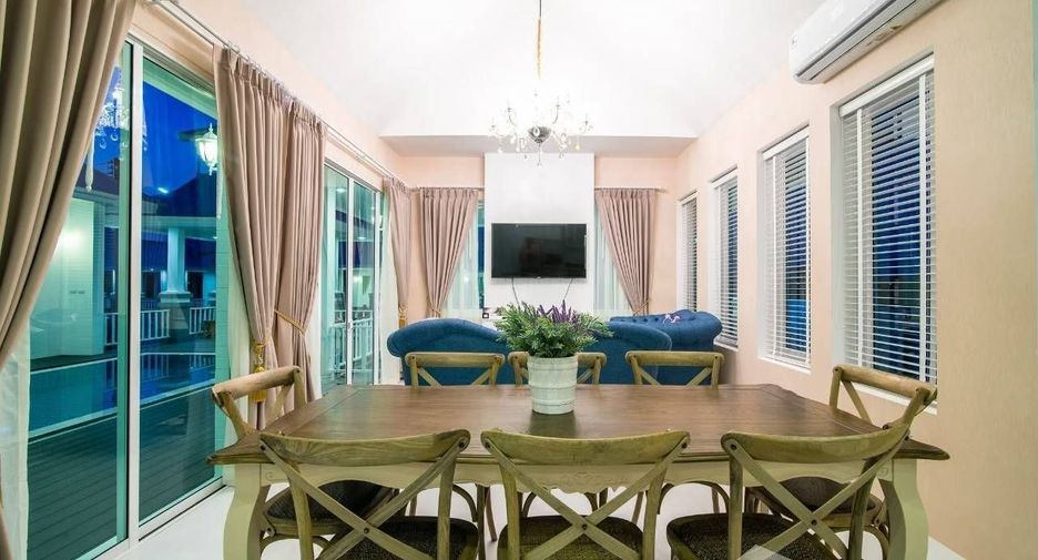 For sale 4 bedrooms house in Hua Hin, Prachuap Khiri Khan
