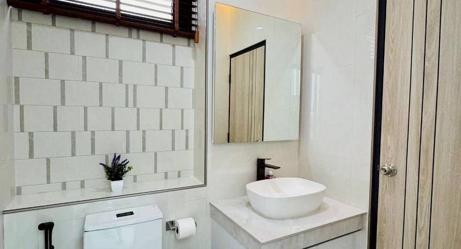 Villa zum Kauf mit 3 Zimmer in Bang Lamung, Chonburi