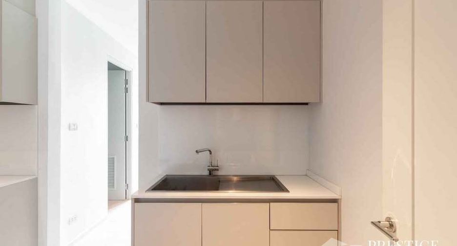 For sale and for rent 4 bedrooms condo in Bang Kho Laem, Bangkok