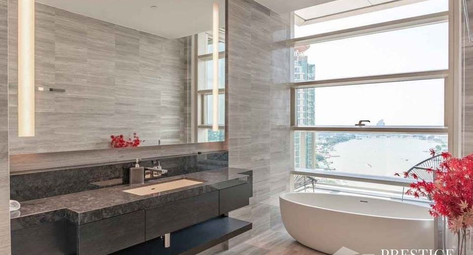 For sale and for rent 4 bedrooms condo in Bang Kho Laem, Bangkok