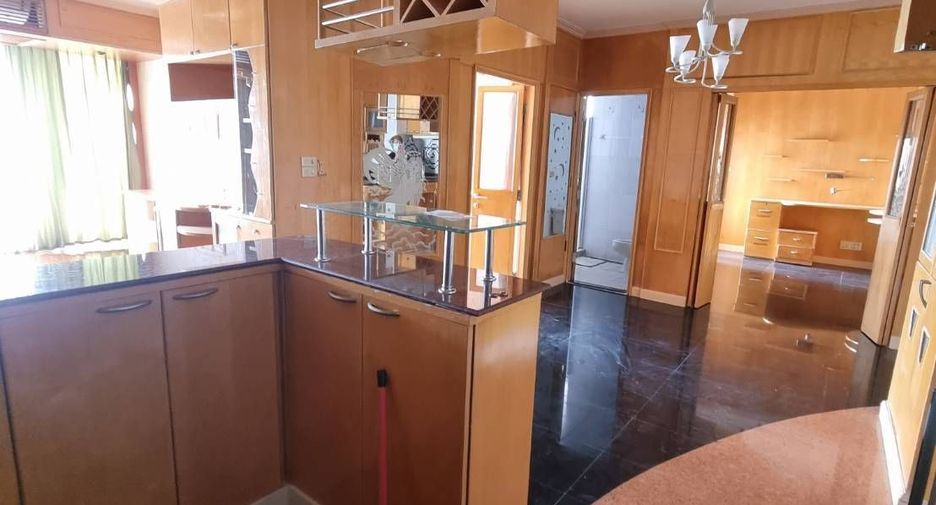 For sale and for rent 1 bed condo in Ratchathewi, Bangkok