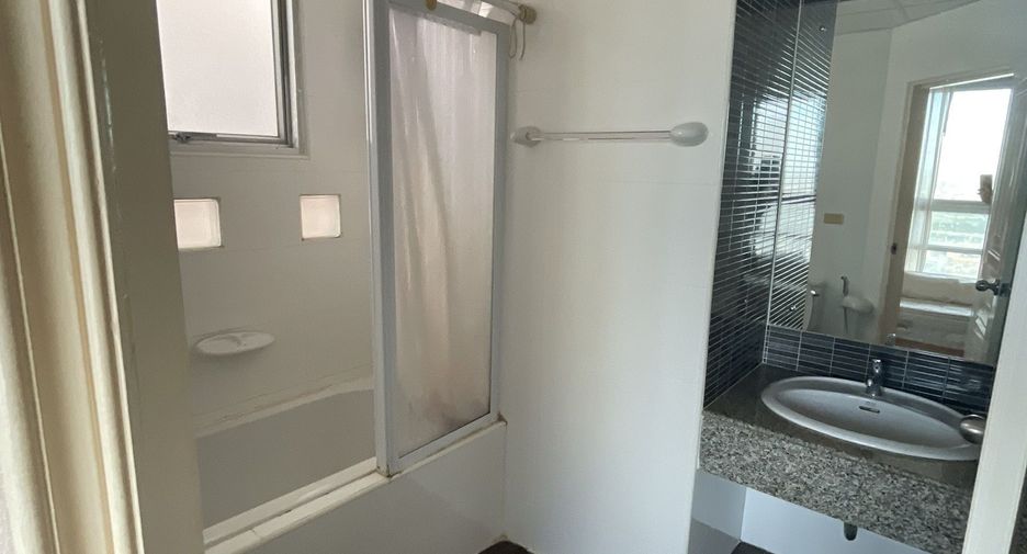 For sale and for rent 1 bed condo in Ratchathewi, Bangkok