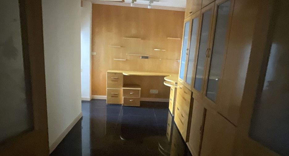 For sale and for rent 1 bed condo in Ratchathewi, Bangkok