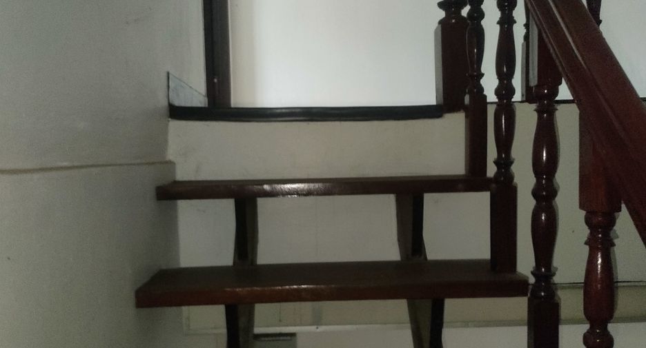 For sale 4 bedrooms townhouse in Bang Khen, Bangkok