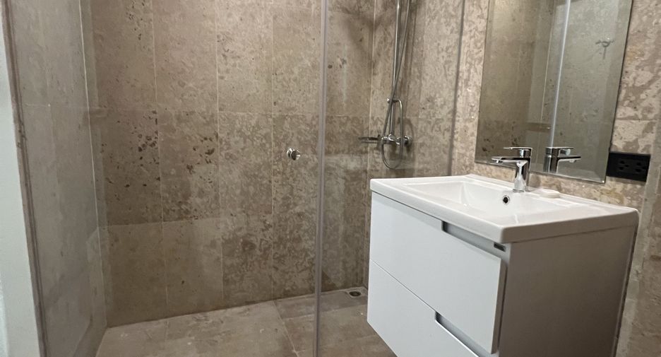 For rent 2 bedrooms apartment in Bang Lamung, Chonburi