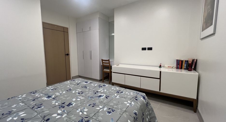 For rent 2 bedrooms apartment in Bang Lamung, Chonburi