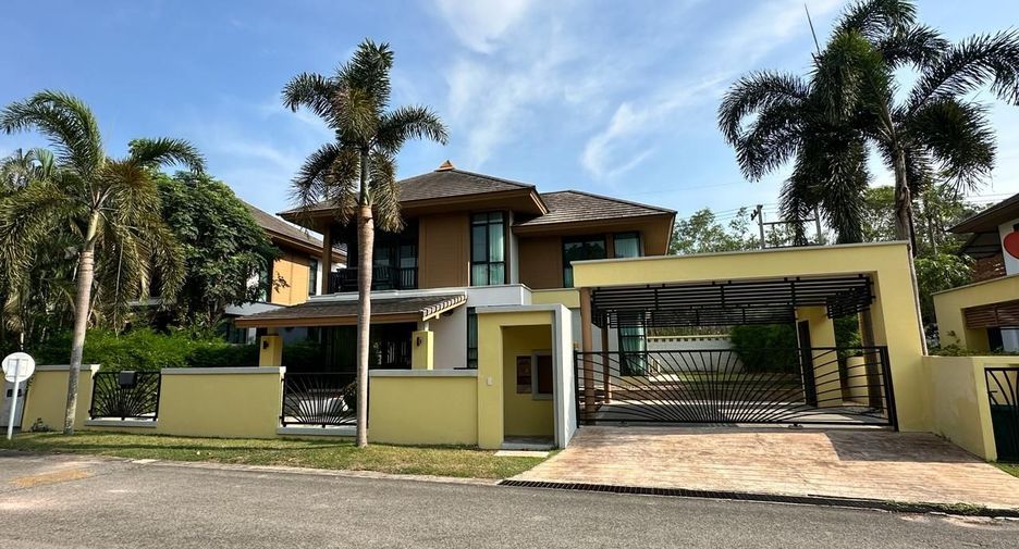 Haus zur Miete mit 4 Zimmer in Bang Lamung, Chonburi