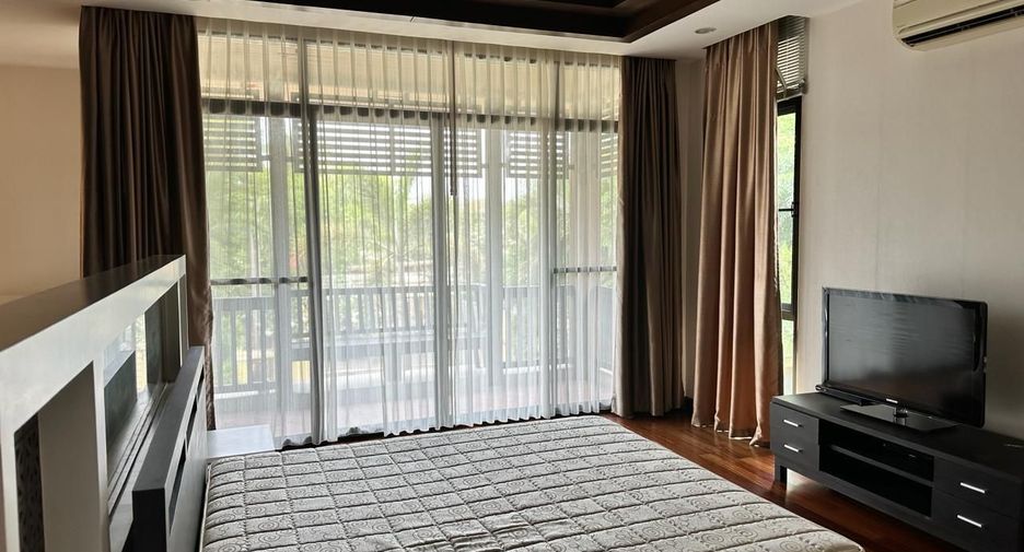 For rent 4 bedrooms house in Bang Lamung, Chonburi