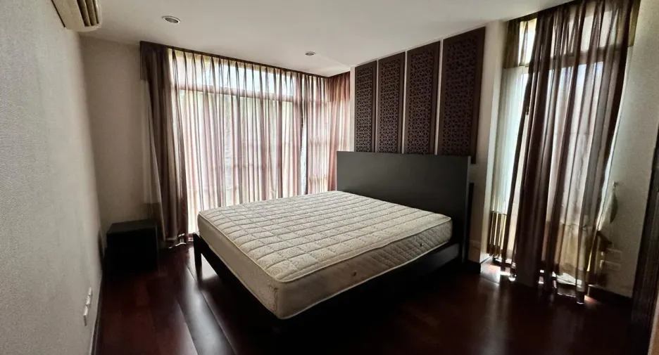 For rent 4 bedrooms house in Bang Lamung, Chonburi
