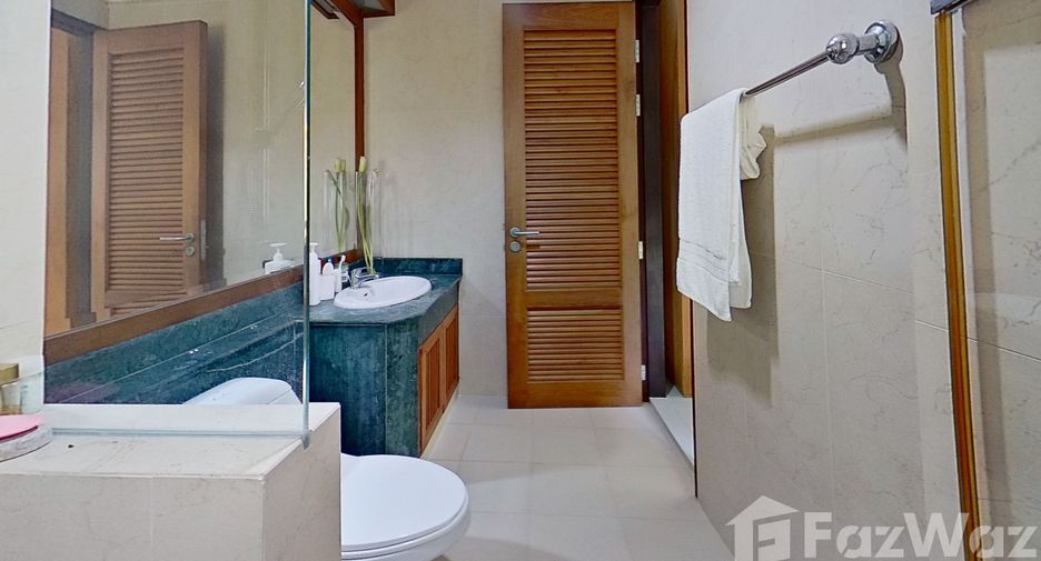 For sale and for rent 4 bedrooms house in Sattahip, Chonburi