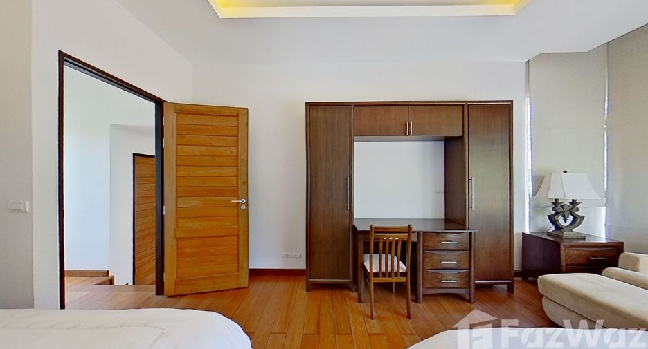 For sale and for rent 4 bedrooms house in Sattahip, Chonburi