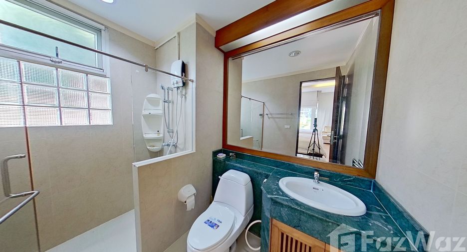 For sale and for rent 4 bedrooms house in Sattahip, Chonburi
