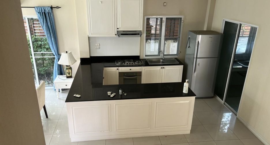 For sale and for rent 3 bedrooms house in Lat Krabang, Bangkok