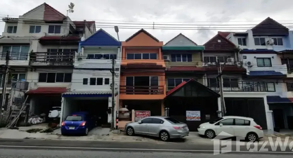 Reihenhaus zum Kauf und zur Miete mit 2 Zimmer in Ban Chang, Rayong